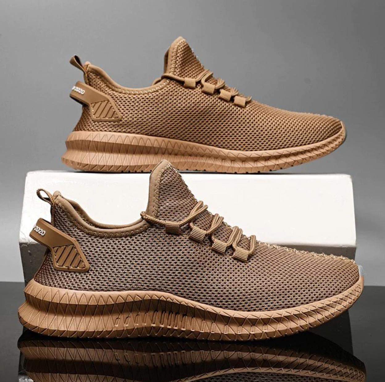 Men's Mesh Upper Lace-Up Athletic Sneakers