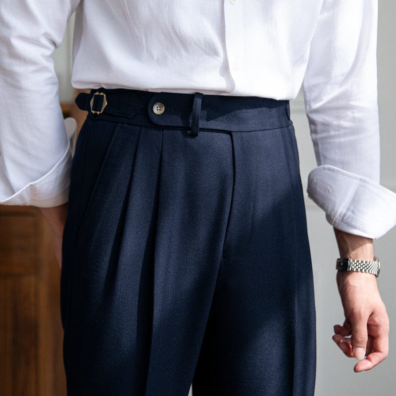 Men’s Tailored Pleated Pants in Deep Navy with Structured Waist and Refined Straight-Leg Silhouette