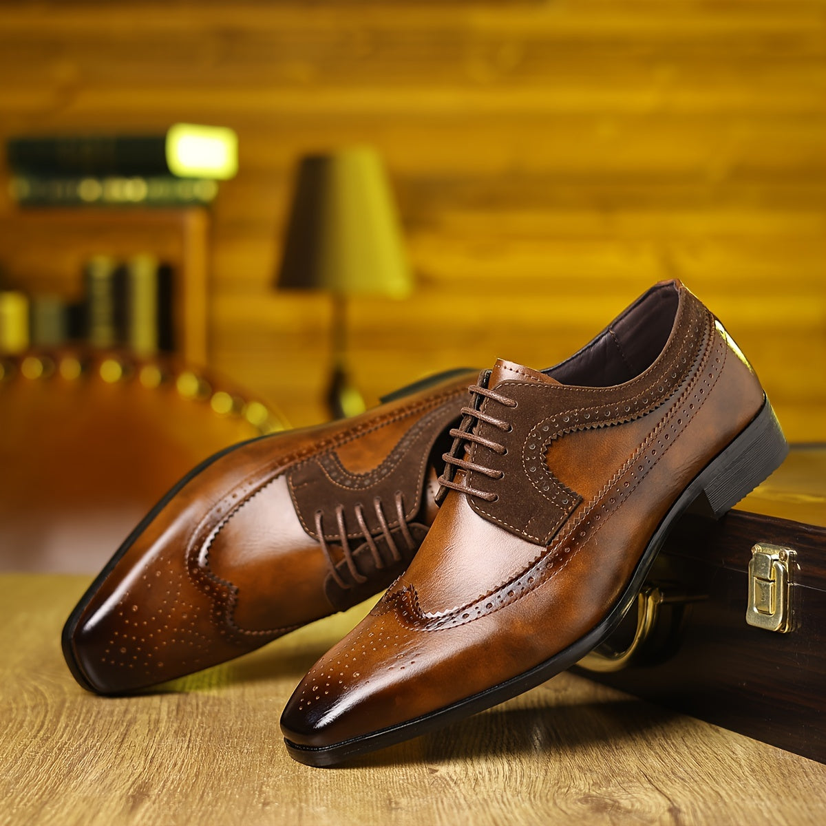 Men’s Lace-Up Brogue Oxford Shoes with Wingtip Detailing