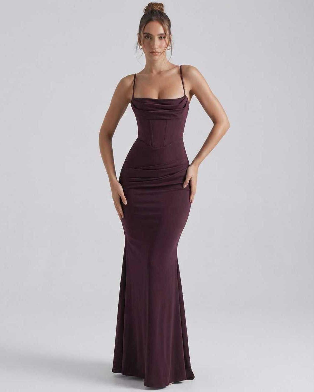 Robe maxi sirène à col cowl et bretelles spaghetti pour femmes