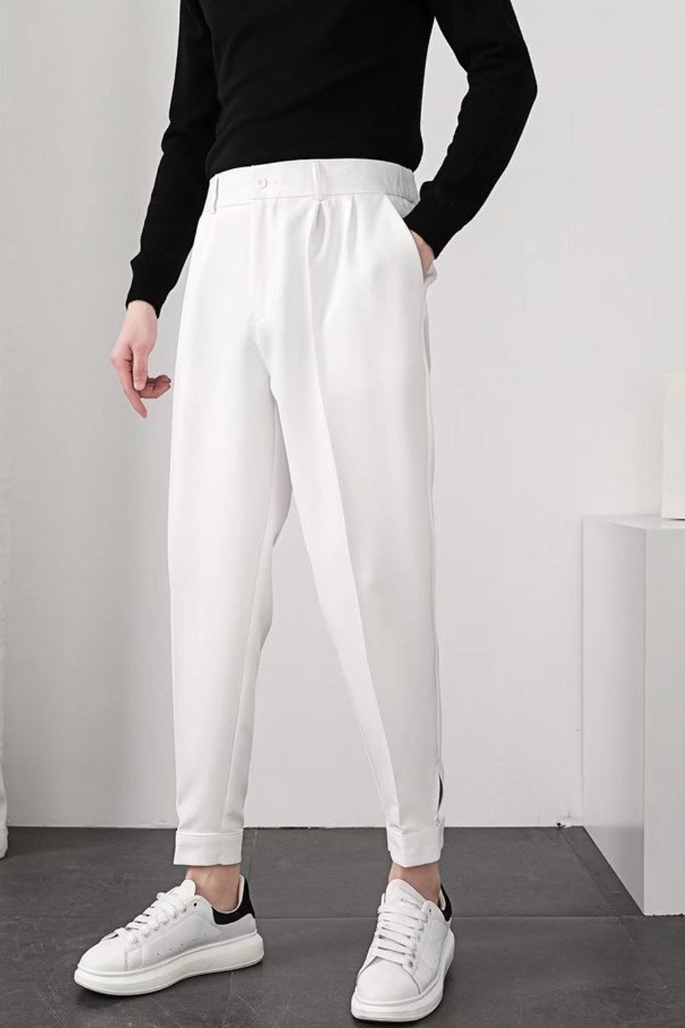 Men's High-Waisted Elastic Waist Tapered Cuffed Trousers