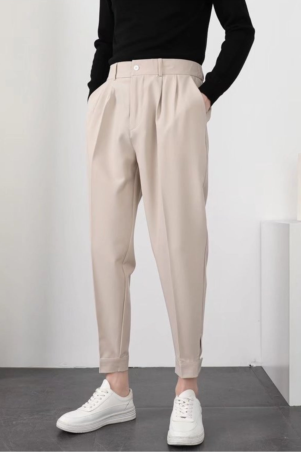 Men's High-Waisted Elastic Waist Tapered Cuffed Trousers
