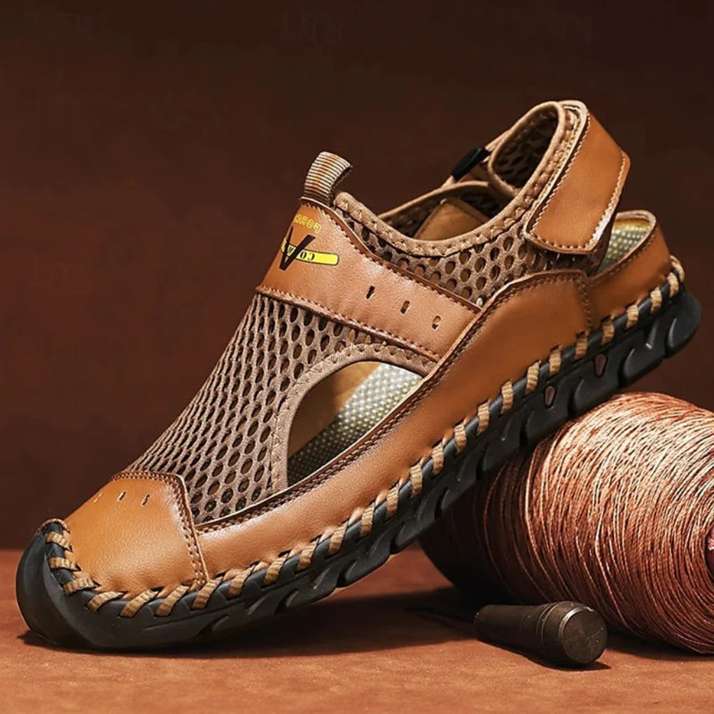 Sandales à lanières ajustables à bout fermé en mesh pour hommes