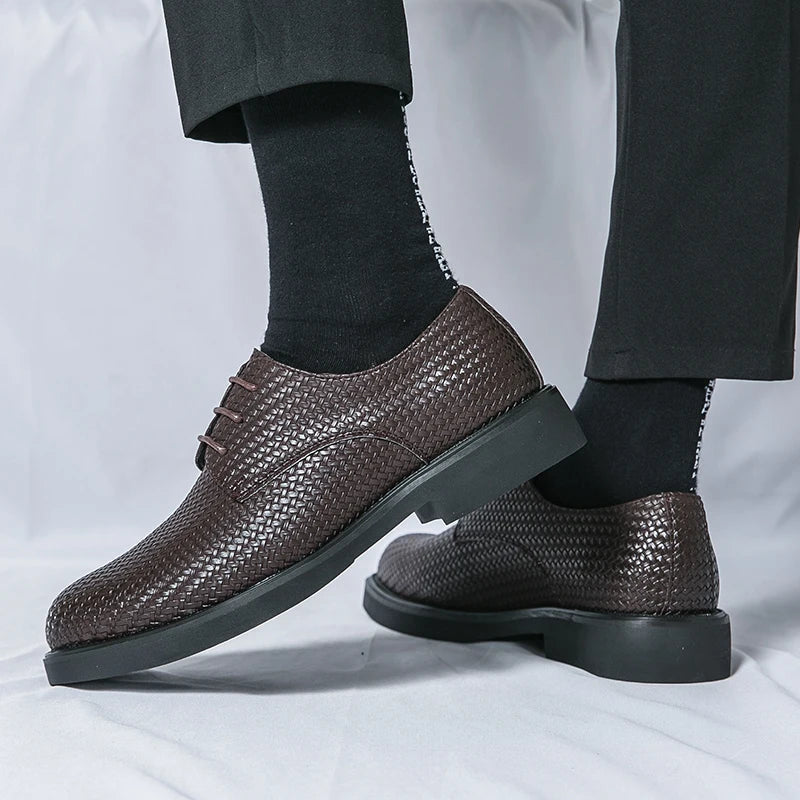 Men’s Lace - Up Dress Shoes with Woven Texture and Rounded Toe