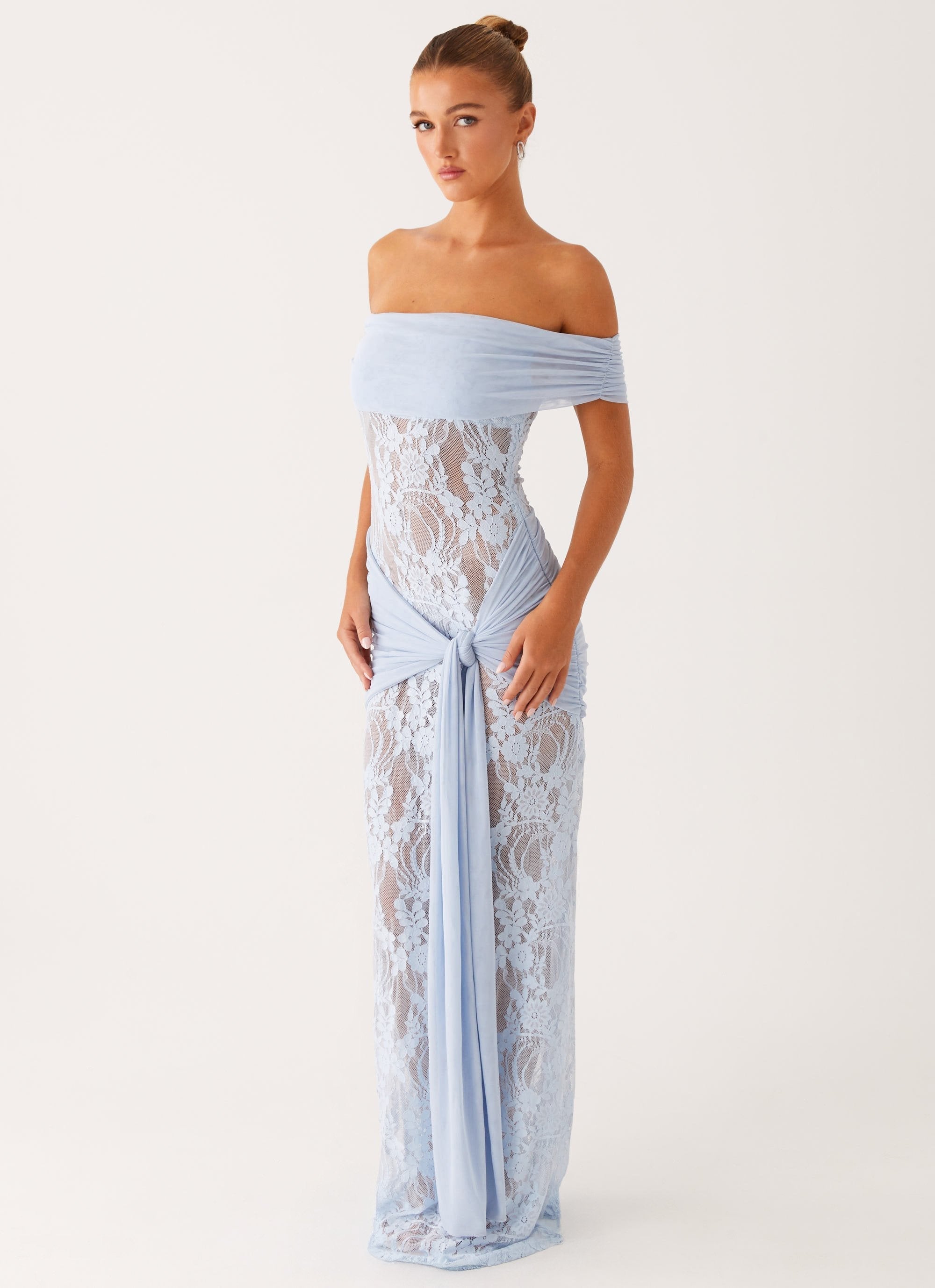 Robe maxi en dentelle à épaules dénudées avec taille à nouer pour femmes