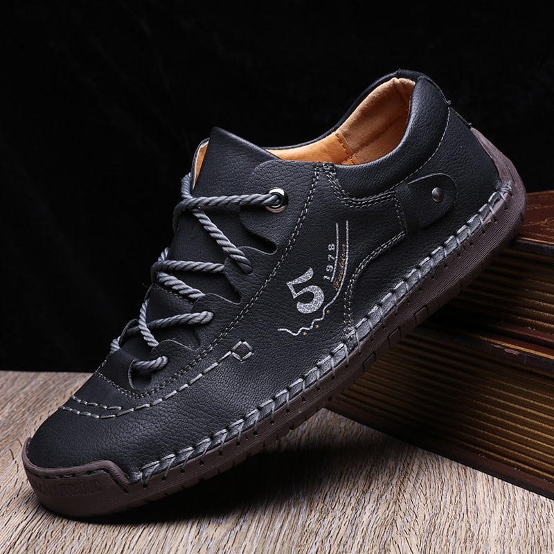 Men's Leather Casual Lace-Up Shoes with Contrast Stitching