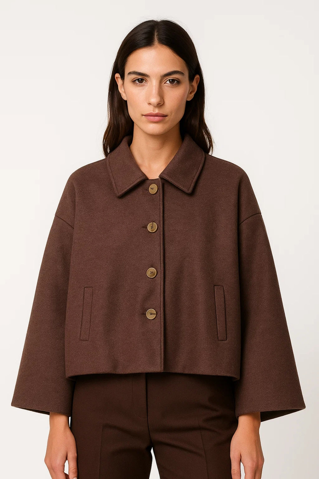 Women’s Short Button-Down Jacket – Elegant Cropped Outerwear for All Occasions