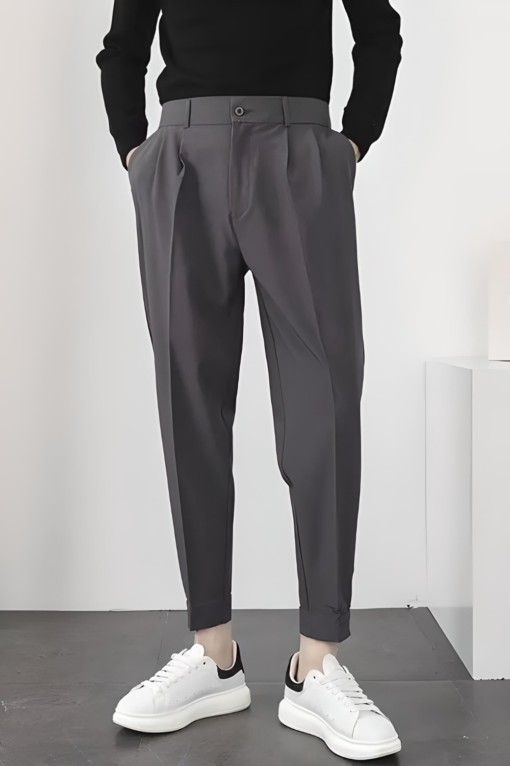 Men's High-Waisted Elastic Waist Tapered Cuffed Trousers
