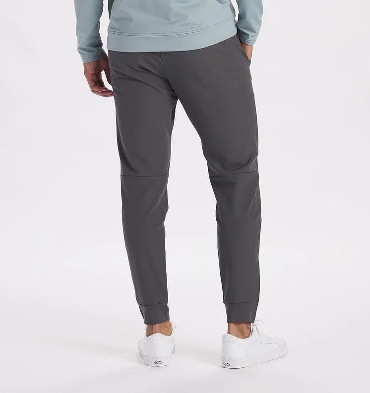 Men’s Tapered Pants with Side Pockets and Clean Front
