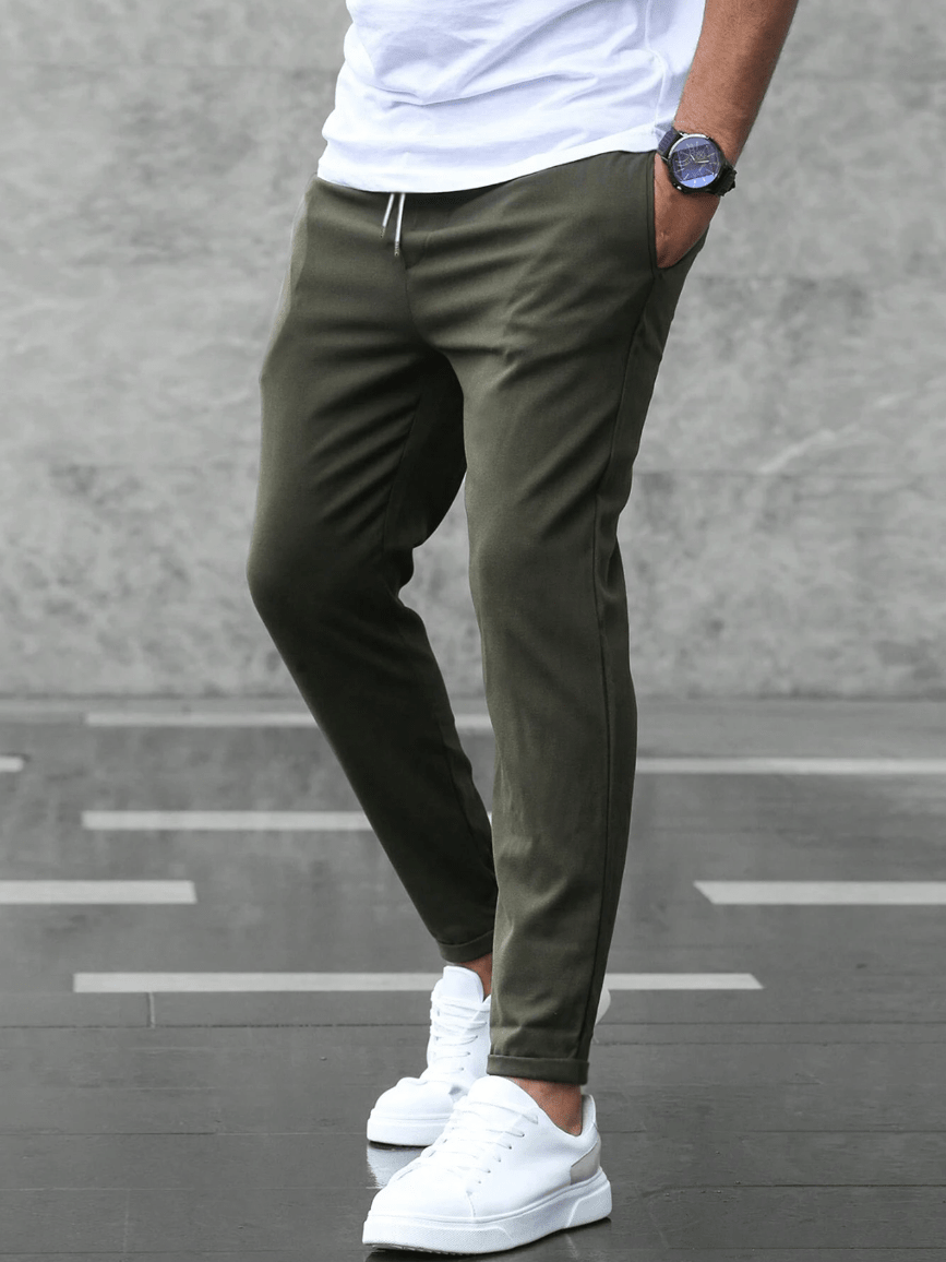 Men’s Tapered Pants with Side Pockets and Clean Waistband