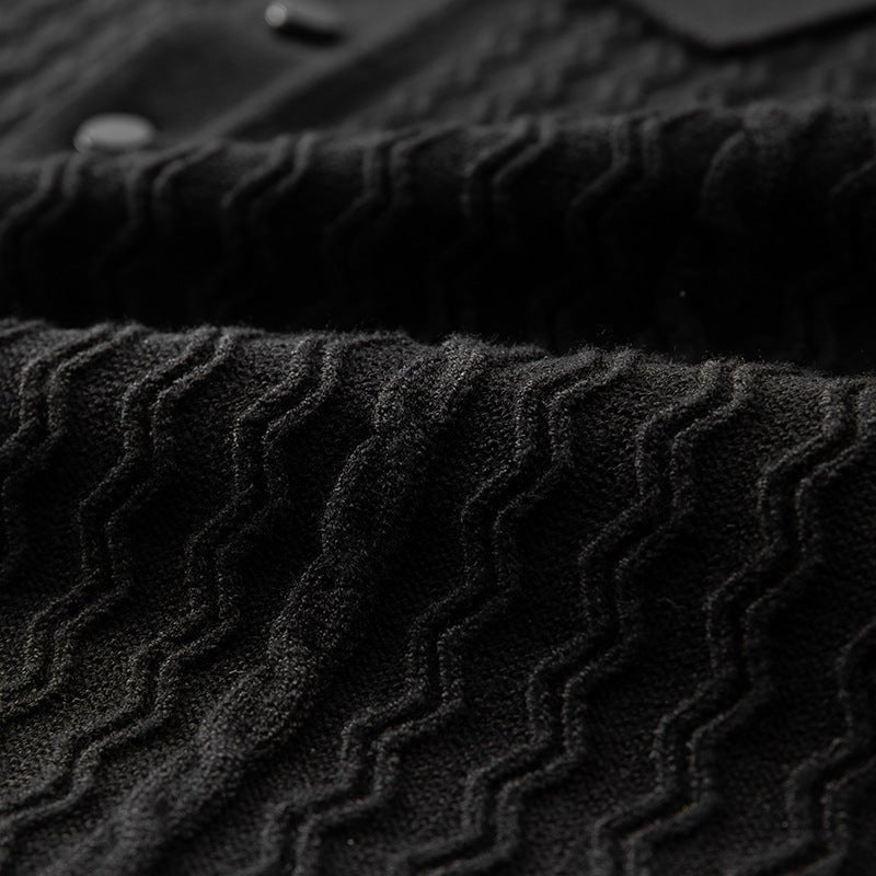 Men’s Textured Knit Polo Shirt with Vertical Pattern and Classic Collar