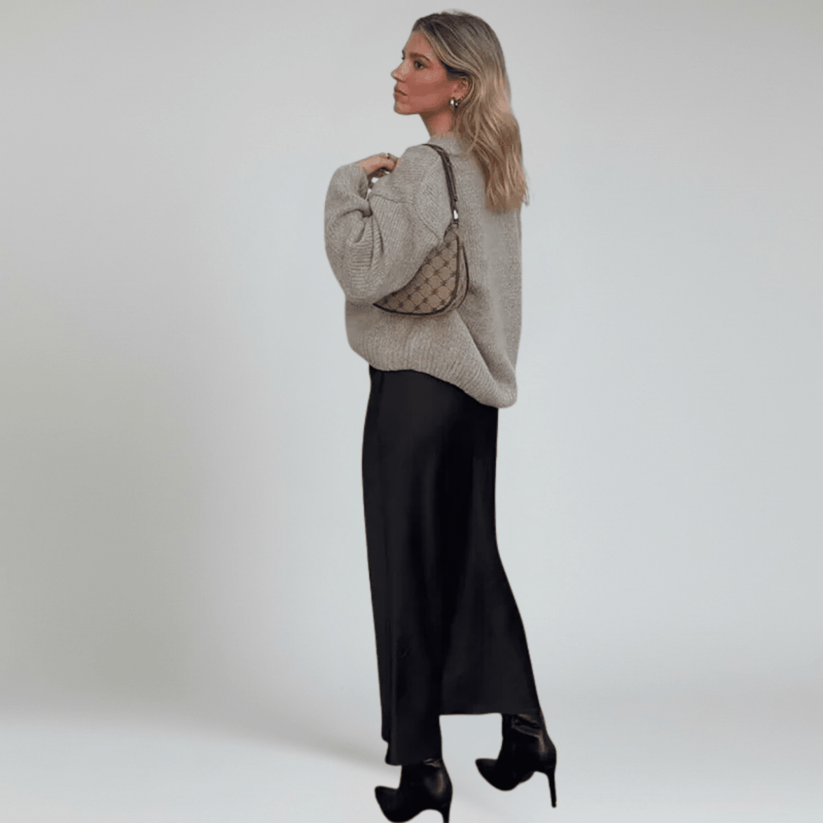 Women’s Midi Skirt with Smooth Finish and Flared Hem